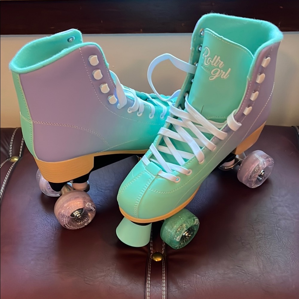 Pacer Rollr Grl skates new in box